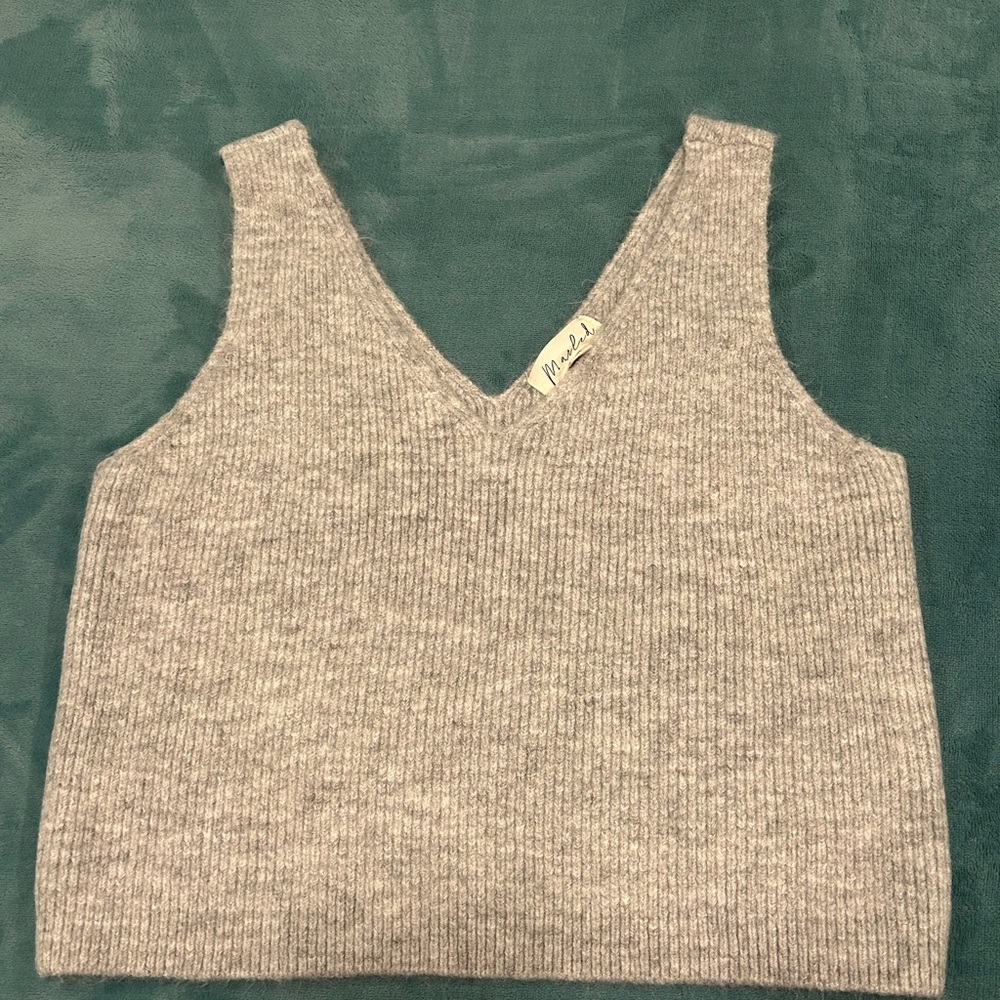 Light Gray Knit Sweater Cropped